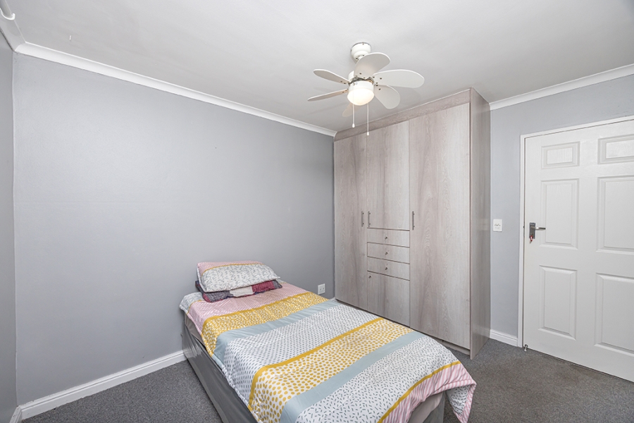 4 Bedroom Property for Sale in Edgemead Western Cape